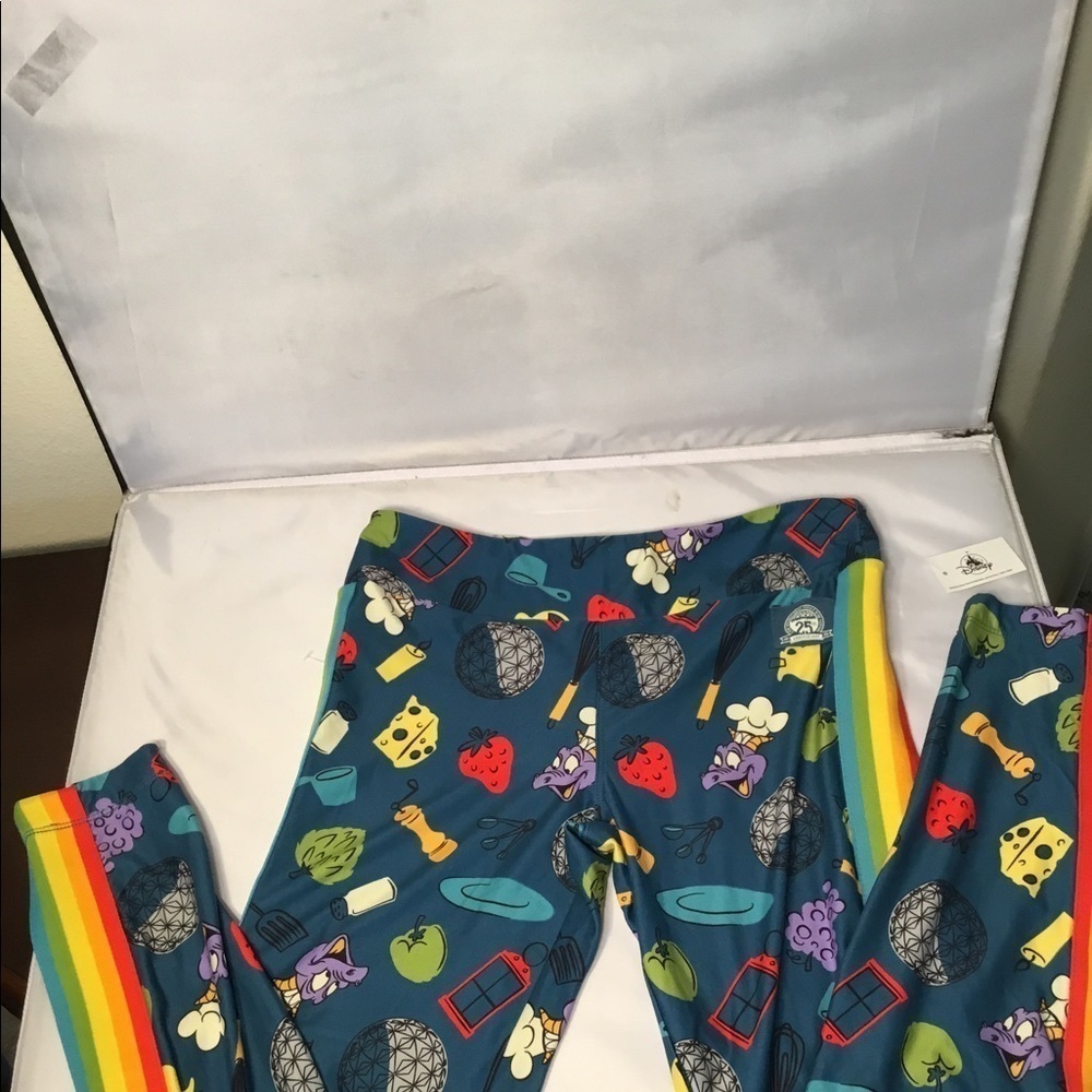 Disney 25th ANNIVERSARY FOOD & WINE CELEBRATION LEGGING SIZE SMALL - Picture 10 of 12
